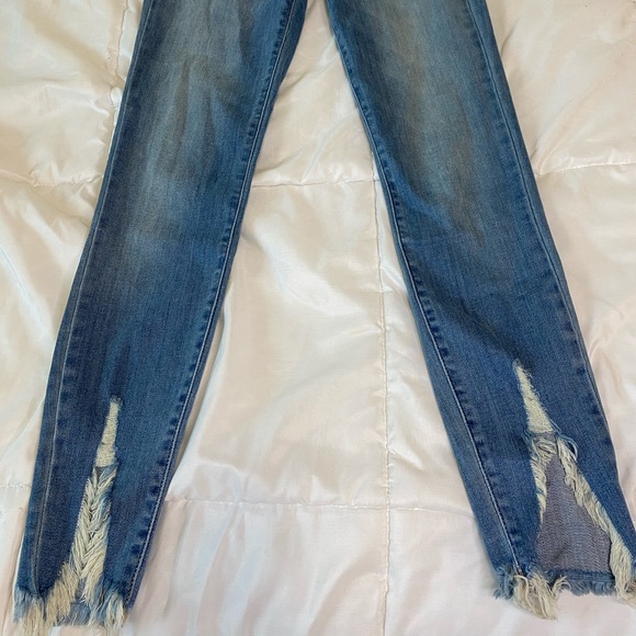High rise jeans - Picture 2 of 6